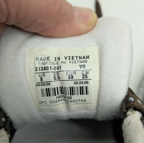 Nike Size 8 Impact Groove Shoe. Brown/Gray Colorway - Picture 6 of 6